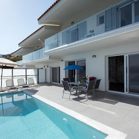 Villa Cp 5 Bedrooms Nl Lucas Clara