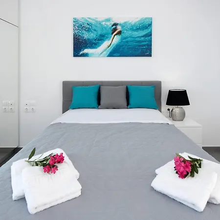 Cp 5 Bedrooms Nl Lucas Clara Villa *
