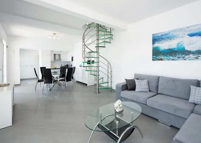 Vilă Cp 5 Bedrooms Nl Lucas Clara *