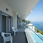 Cp 5 Bedrooms Nl Lucas Clara *