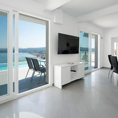 Cp 5 Bedrooms Nl Lucas Clara