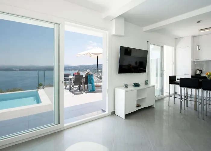 Cp 5 Bedrooms Nl Lucas Clara Pyrgi (Corfu)